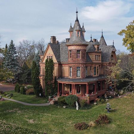 Henderson Castle Inn Kalamazoo Exterior photo